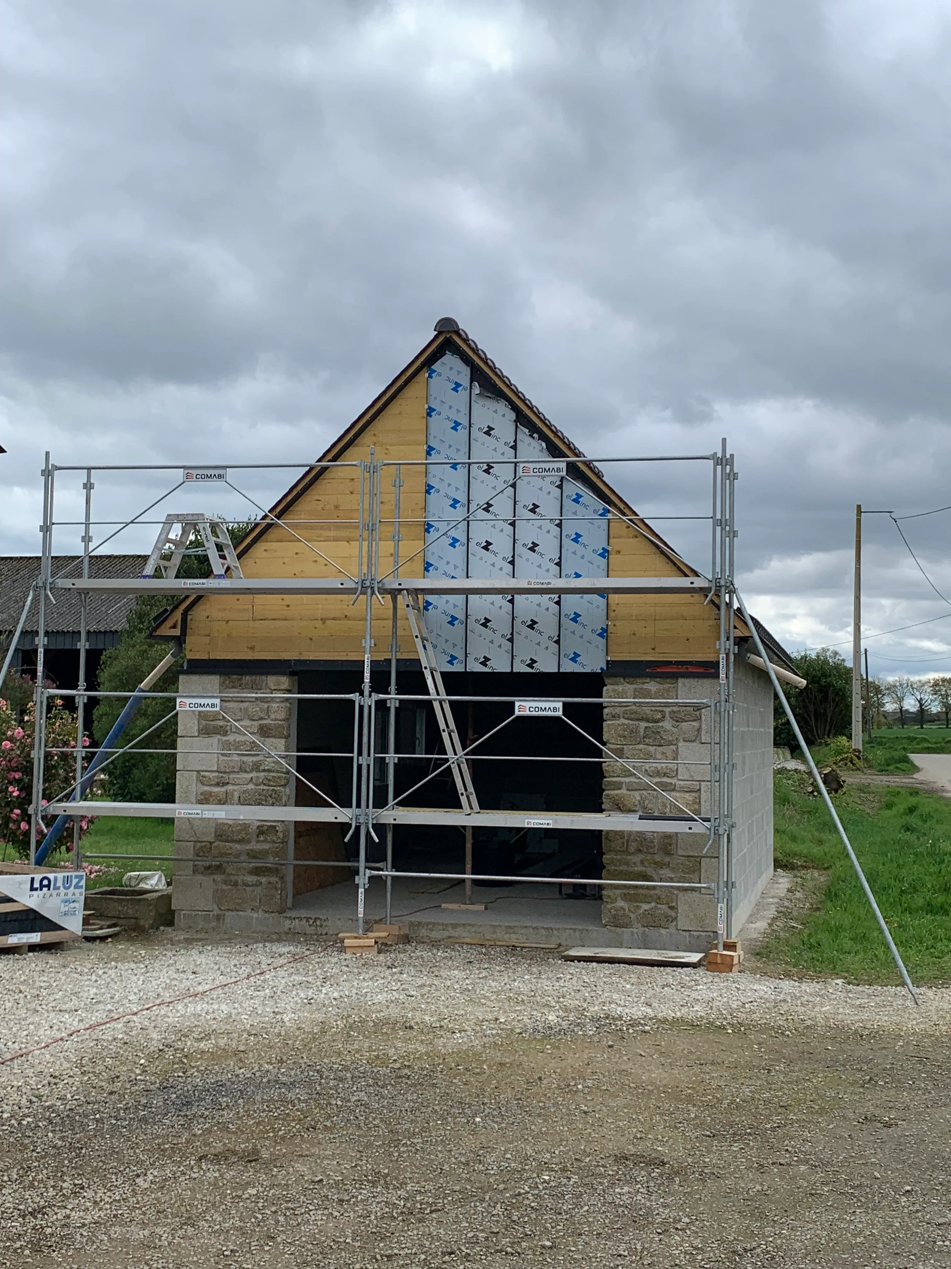 Façade avant pose du bardage